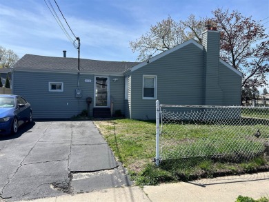 Beach Home Sale Pending in Lindenhurst, New York