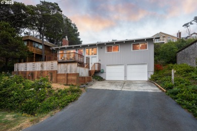 Beach Home For Sale in Depoe Bay, Oregon