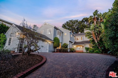 Beach Home For Sale in Pacific Palisades, California