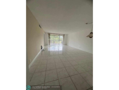 Beach Condo For Sale in Pompano Beach, Florida