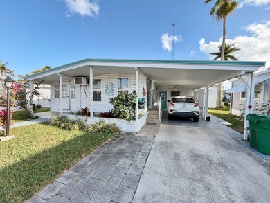 Beach Home For Sale in Hollywood, Florida