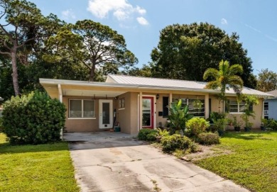 Beach Home For Sale in St. Petersburg, Florida