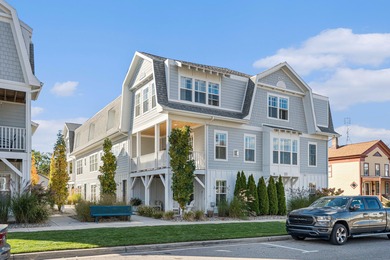 Beach Condo For Sale in New Buffalo, Michigan