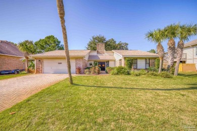 Beach Home For Sale in Gulf Breeze, Florida