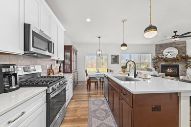 Beach Home For Sale in Cedarburg, Wisconsin