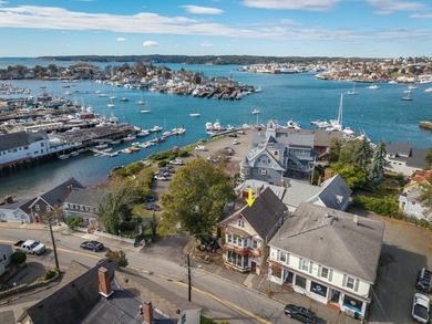 Beach Condo For Sale in Gloucester, Massachusetts