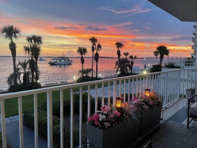 Beach Condo For Sale in Destin, Florida