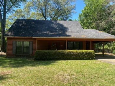 Beach Home For Sale in Mobile, Alabama