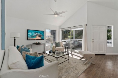 Beach Condo For Sale in Newport Beach, California