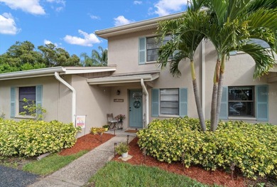 Beach Townhome/Townhouse For Sale in Largo, Florida