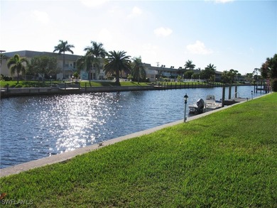 Beach Condo For Sale in Cape Coral, Florida
