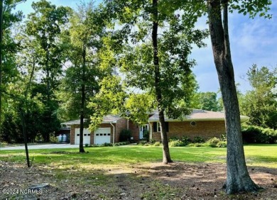 Beach Home For Sale in Oriental, North Carolina