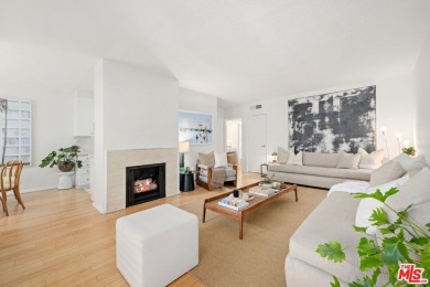 Beach Condo For Sale in Santa Monica, California