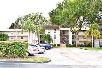 Beach Condo For Sale in Tamarac, Florida