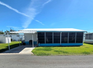 Beach Home For Sale in Ellenton, Florida