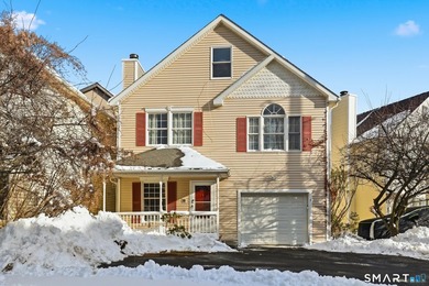 Beach Townhome/Townhouse Sale Pending in Stamford, Connecticut