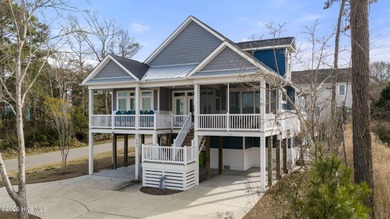 Beach Home For Sale in Oak Island, North Carolina