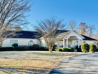 Beach Home For Sale in Hertford, North Carolina