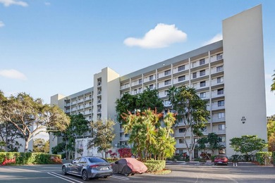 Beach Condo For Sale in Pompano Beach, Florida