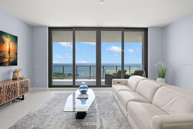 Beach Condo For Sale in St. Petersburg, Florida