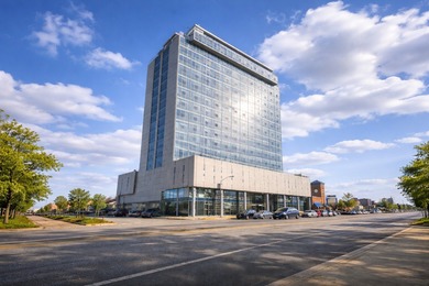 Beach Condo For Sale in Elmwood Park, Illinois