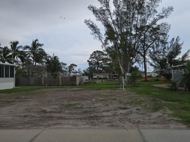 Beach Lot For Sale in Bradenton, Florida