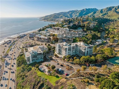 Beach Condo For Sale in Pacific Palisades, California