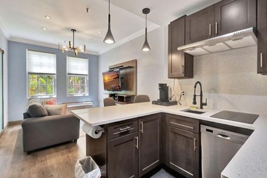 Beach Condo For Sale in Palm Beach, Florida