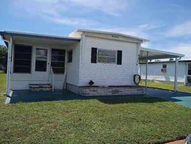 Beach Home For Sale in Bradenton, Florida