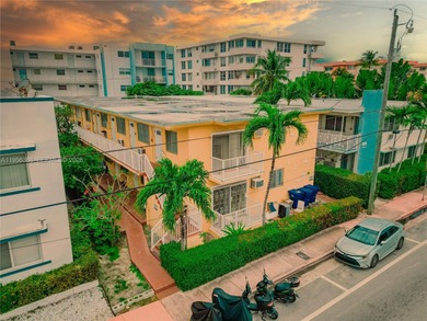 Beach Condo For Sale in Miami Beach, Florida