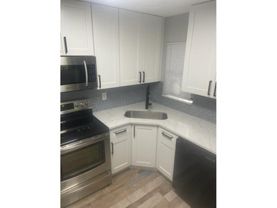 Beach Condo For Sale in Pompano Beach, Florida