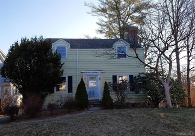 Beach Home Sale Pending in Eastchester, New York