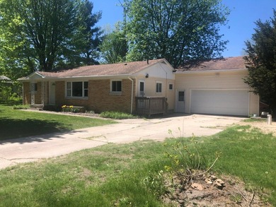 Beach Home Sale Pending in Muskegon, Michigan