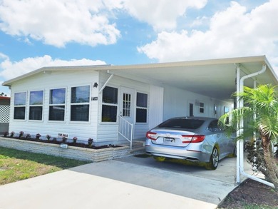 Beach Home For Sale in Nokomis, Florida