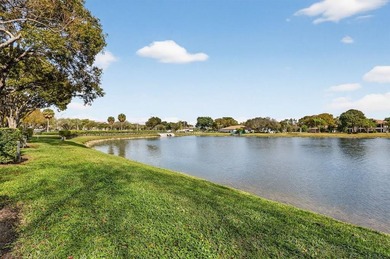 Beach Condo For Sale in Pembroke Pines, Florida