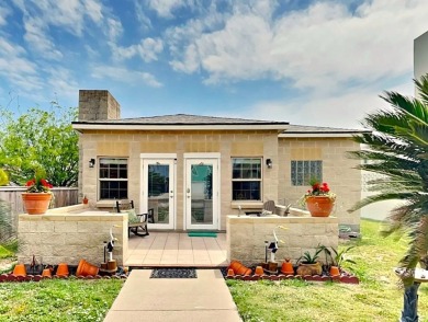 Beach Home For Sale in Port Aransas, Texas