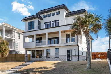 Beach Home For Sale in Morehead City, North Carolina