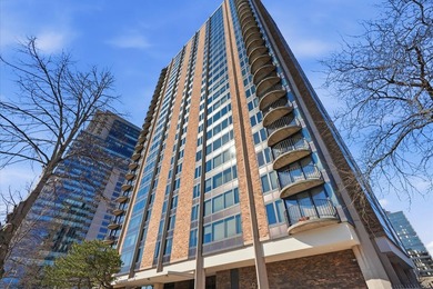 Beach Condo For Sale in Milwaukee, Wisconsin