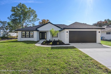 Beach Home Sale Pending in Spring Hill, Florida