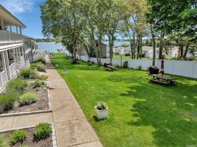 Beach Home For Sale in Hampton Bays, New York