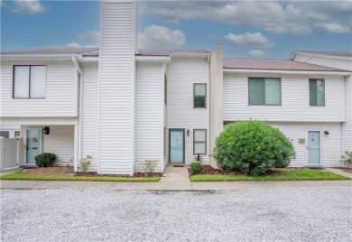 Beach Condo For Sale in Saint Simons, Georgia