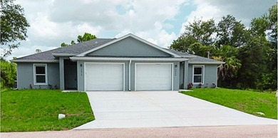 Beach Townhome/Townhouse For Sale in Port Charlotte, Florida