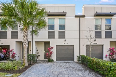 Beach Townhome/Townhouse For Sale in West Palm Beach, Florida