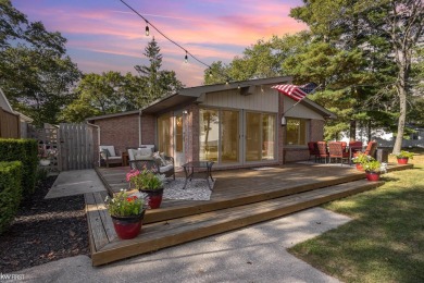 Beach Home Sale Pending in East Tawas, Michigan