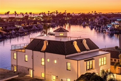 Beach Home For Sale in Huntington Beach, California