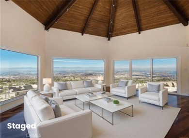 Beach Home For Sale in Rancho Palos Verdes, California