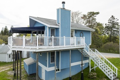 Beach Home For Sale in Harpswell, Maine