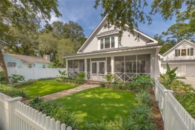 Beach Home For Sale in Saint Simons, Georgia