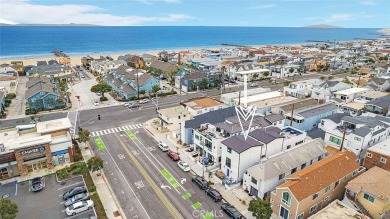 Beach Townhome/Townhouse For Sale in Newport Beach, California
