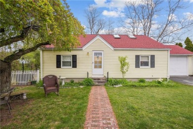 Beach Home Sale Pending in Warwick, Rhode Island